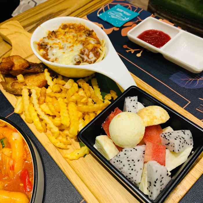 卡芭蒂娜·小西餐(万象城店)-"许久未出门打卡了,周末约了朋友出来