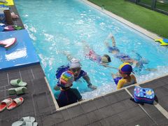 -IBOBI亲子游泳俱乐部(华侨城中心)