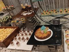 -怡豪大饭店·49楼旋转自助餐厅