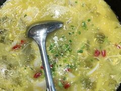 无刺酸菜鱼-好人民间小吃(镇江八佰伴店)