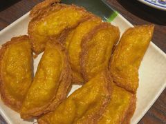 -爆炸头阿姨小四川正宗川味小吃(无任何分店)