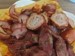 -六泰居·尔滨地标·东北菜(泰山路店)