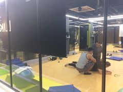 -Liking Fit24小时智能健身(金汇路韩国街店)