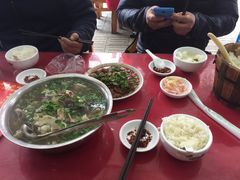 -谢老五跷脚牛肉·非遗传承店