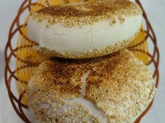 烧饼-清真喜兰老丁羊汤特色小吃