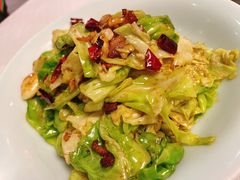 干锅手撕包菜-天和晟烤鸭店(世纪坛店)