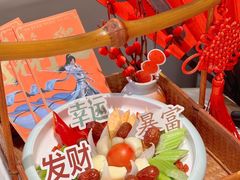 -黄记煌三汁焖锅(新佳丽江汉路店)