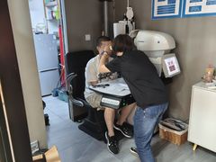 -一代眼镜·蔡司配镜(浦东大拇指广场店)