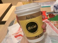 香草拿铁咖啡-麦当劳(萧山国际机场T3航站楼店)