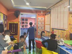 -卓跃儿童运动馆·体能·跳绳·篮球(滨江东中心店)