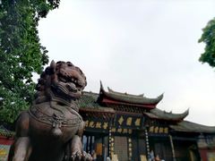-峨眉山报国寺