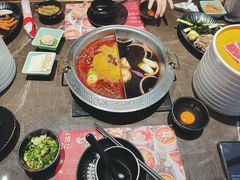 -一绪に和牛寿喜烧(罗湖益田假日店)