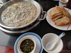 -老来福·非遗酸汤兔(凯旋路店)