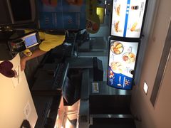 -麦当劳(杭州西湖银泰百货店)