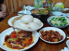 -芦茨金富饭庄·25年老字号·专做稻草鸡