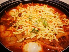 -三清洞摩西韩式年糕火锅(威高广场店)
