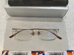 -爱视眸Eyeblling眼镜·依视路·蔡司镜片折扣店(百联南方商城购物中心)