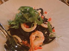 -斯普汇生蚝牛排馆(中骏世界城店)