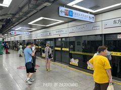 -东方体育中心(地铁站)