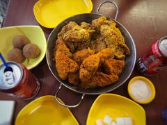 双拼炸鸡半半-BHC炸鸡(明洞总店)