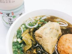 酸菜米线-7-11便利店(正阳街店)