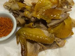 头上红煨盐鸡-头上红煨盐鸡·非遗院子餐厅