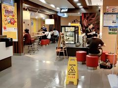 大堂-麦当劳(曲阳店)