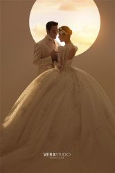 -至臻微拉婚纱摄影