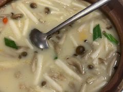 -蠔友汇·海鲜·生蚝烧烤(大东店)