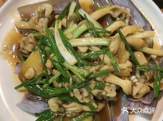 海虾粥的鲜味太上头了，米粒软烂入味，虾的鲜甜恰到好处