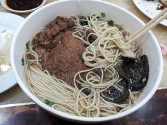 爆鳝大排面-老西白点心店