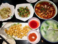 -外婆味道·云南菜大当家(关上店)