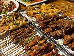-李双猪·小龙虾·烧烤·羊肉煲(乐山店)
