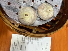 -莱莱小笼·乔艾