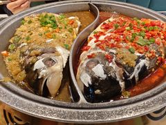 -阿瓦山寨·湘菜现炒·剁椒鱼头王(咸阳总店)