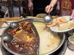 -肖肖酸萝卜鱼火锅(总店)