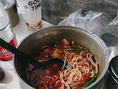 -铁锅哥米线