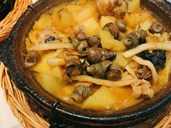砂锅螺蛳鸡-丽丽三鲜螺蛳粉(田林路店)