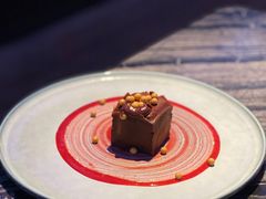 -LES ELITES 英集荟(南京西路店)