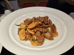 爆炒腰花-闫府私房菜·百年鲁菜(恒隆店)