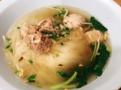 排骨米粉清汤-马里奥明星猪脚饭