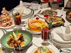 -Mogul Eatery·大亨餐酒馆