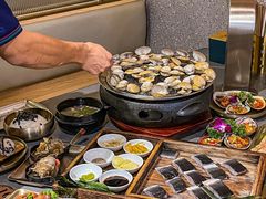 -围炉肉舍•炭烤活鳗•丹东海鲜烤肉(步行街店)