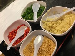 -鲜入围煮花胶鸡海鲜火锅