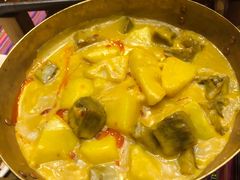 -香巴拉云南餐厅(华莱坞店)