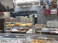 面包甜点陈列柜-闻酥园(青羊区文殊坊店)