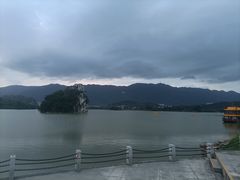 -星湖旅游景区七星岩