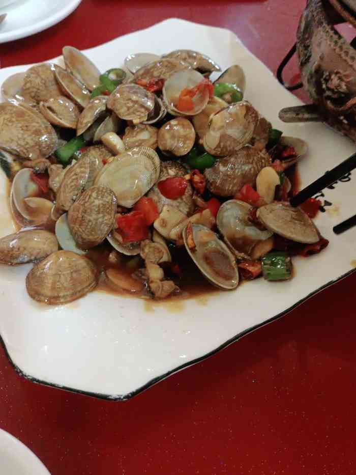 鸿运家常菜-"位置在嘉定娄塘镇的娄塘路靠近南新路,这家.