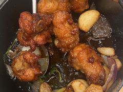 -潮界(LU·ONE凯德晶萃广场店)