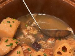 -黄泥岗·地道湖北菜(奥特莱斯店)